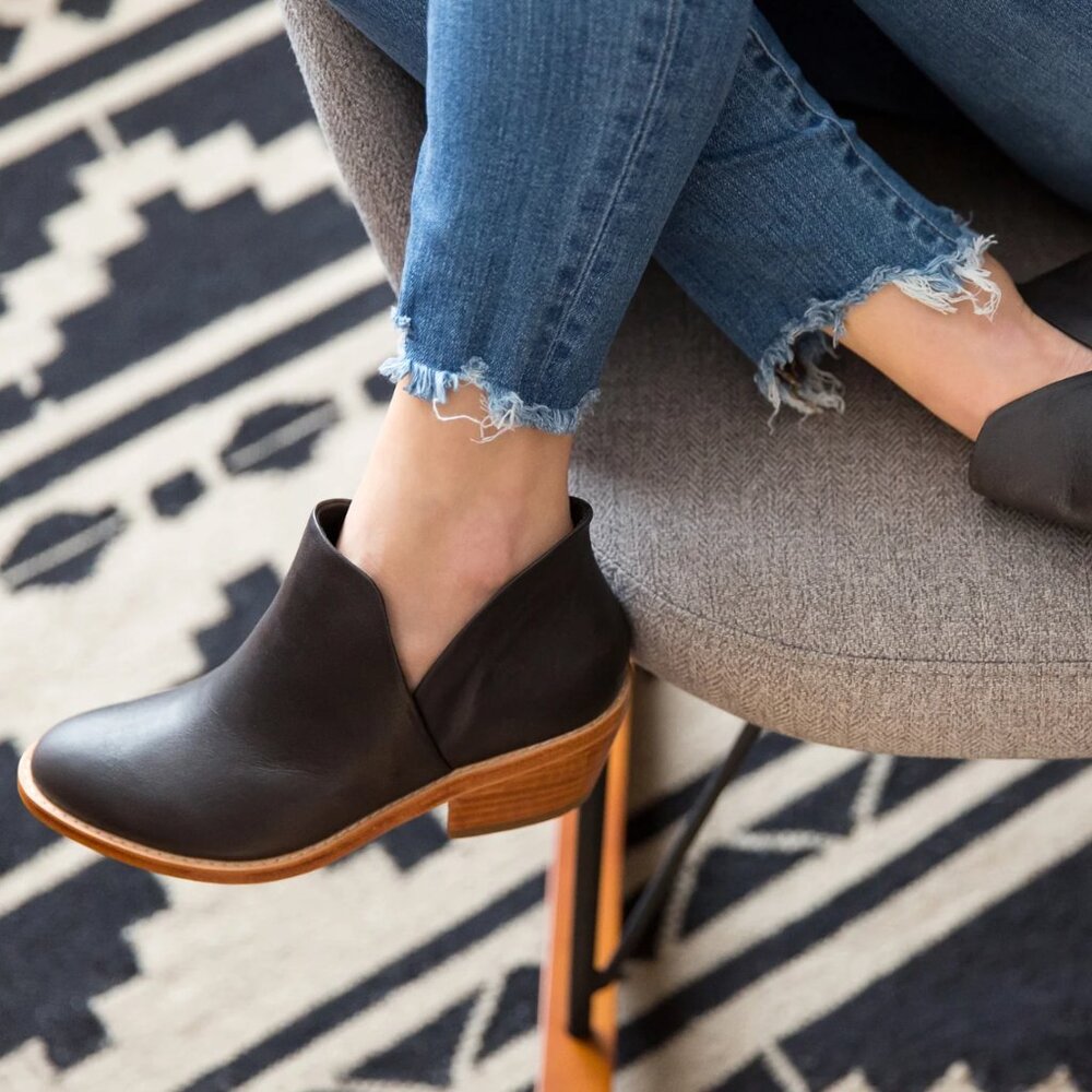 Fortress Elise Ankle Boot, size 38